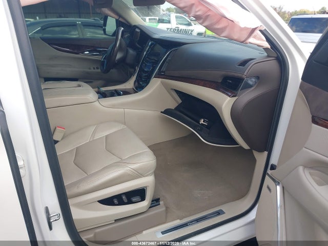 2016 CADILLAC ESCALADE ESV 1GYS4JKJ5GR230934 Photo 4