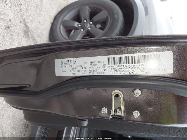 2019 RAM 1500 CLASSIC 1C6RR7GG1KS744701 Photo 8