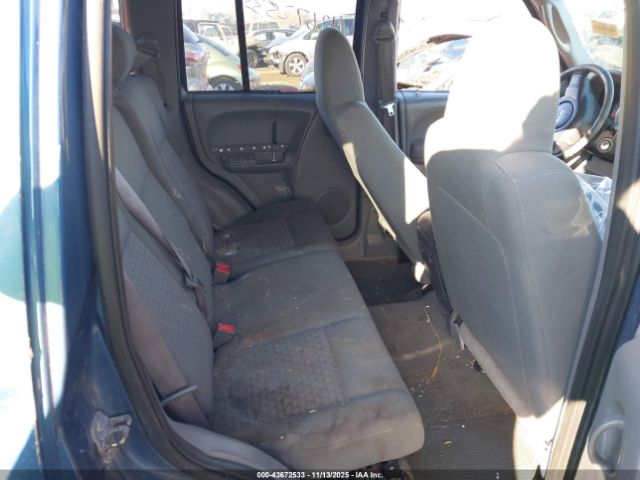 2005 JEEP LIBERTY 1J4GL48K05W516733 Photo 7