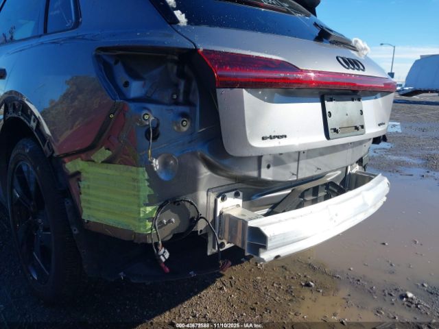 2022 AUDI E-TRON WA1LAAGE7NB011410 Photo 5