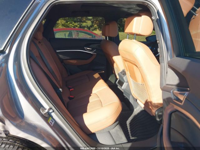 2022 AUDI E-TRON WA1LAAGE7NB011410 Photo 7