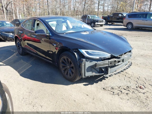 2017 TESLA MODEL S 5YJSA1E21HF221383 Photo 0