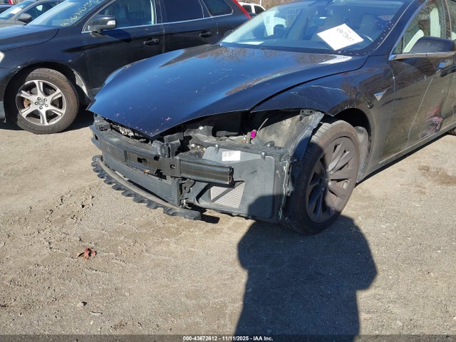 2017 TESLA MODEL S 5YJSA1E21HF221383 Photo 5