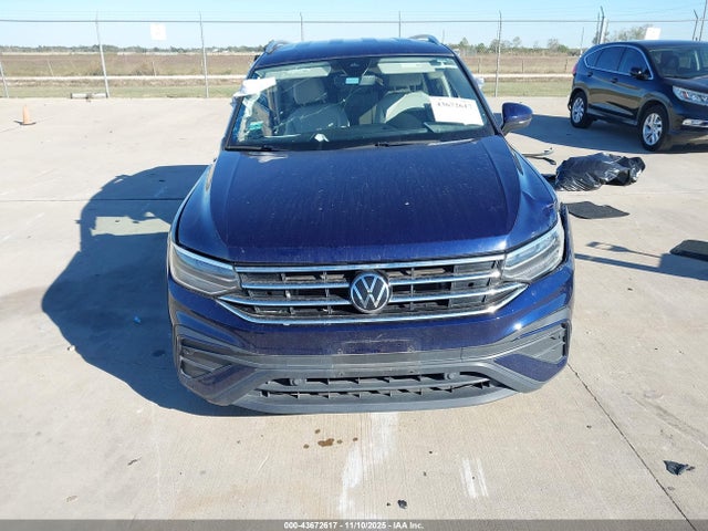 2023 Volkswagen Tiguan 2.0t Se მანქანა იყიდება აუქციონზე, vin: 3VV3B7AX5PM131994, აუქციონის ნომერი: 43672617