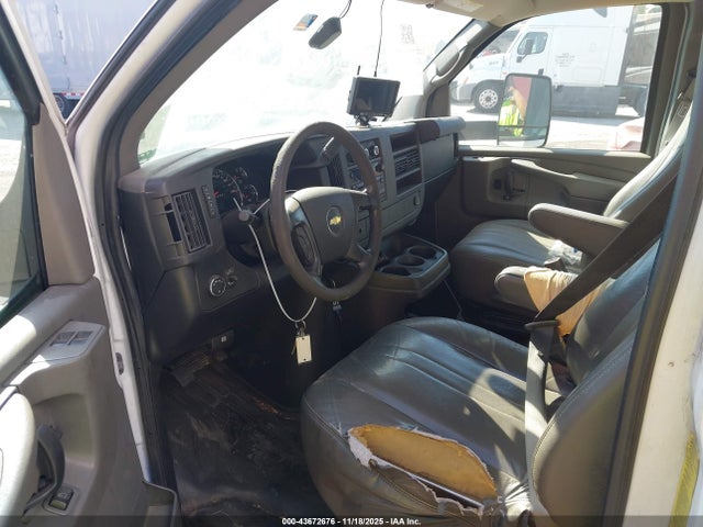 43672676 :رقم المزاد ، 1GB6G5CG2E1197724 vin ، 2014 Chevrolet Express Cutaway 4500 مزاد بيع