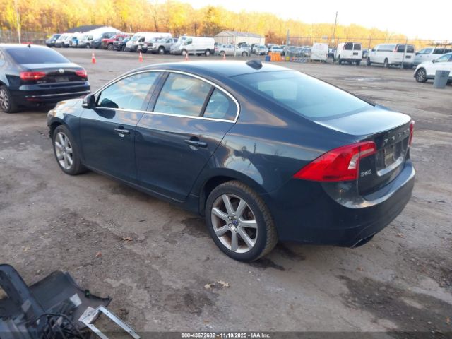 2016 VOLVO S60 YV126MFK2G2405194 Photo 2