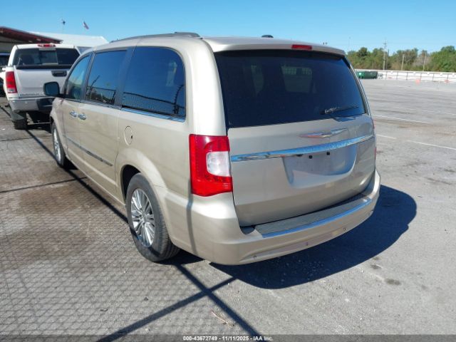 2014 CHRYSLER TOWN & COUNTRY 2C4RC1CG8ER374284 Photo 2