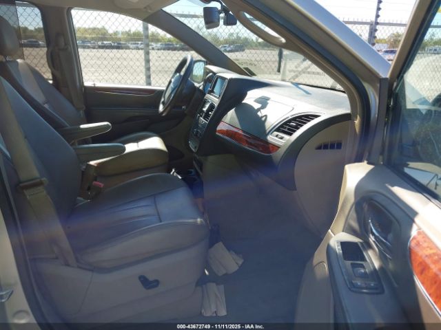 2014 CHRYSLER TOWN & COUNTRY 2C4RC1CG8ER374284 Photo 4