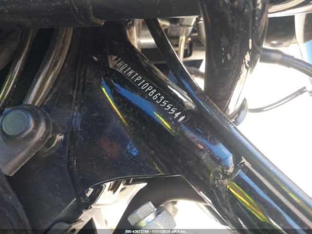 2023 HARLEY-DAVIDSON FLTRXS 1HD1KTP10PB635554 Photo 9