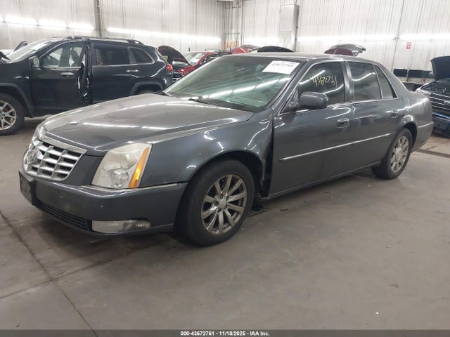 2010 CADILLAC DTS 1G6KA5EY2AU122437 Photo 1