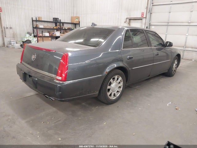 2010 CADILLAC DTS 1G6KA5EY2AU122437 Photo 3