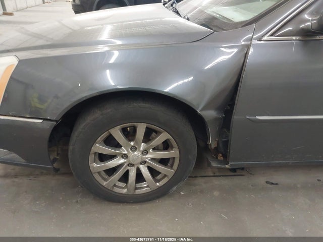 2010 CADILLAC DTS 1G6KA5EY2AU122437 Photo 5