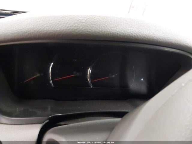 2010 CADILLAC DTS 1G6KA5EY2AU122437 Photo 6