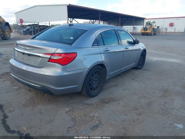 2013 CHRYSLER 200 1C3CCBBG3DN532298 Photo 3