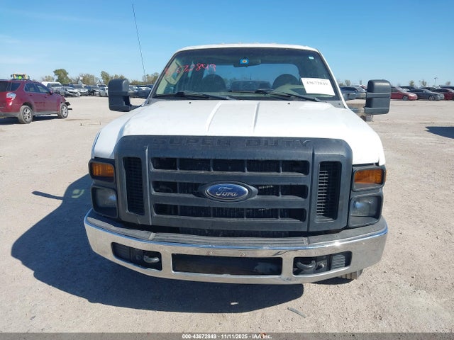 43672849 :رقم المزاد ، 1FTWW30R18EE42552 vin ، 2008 Ford F-350 King Ranch/lariat/xl/xlt مزاد بيع