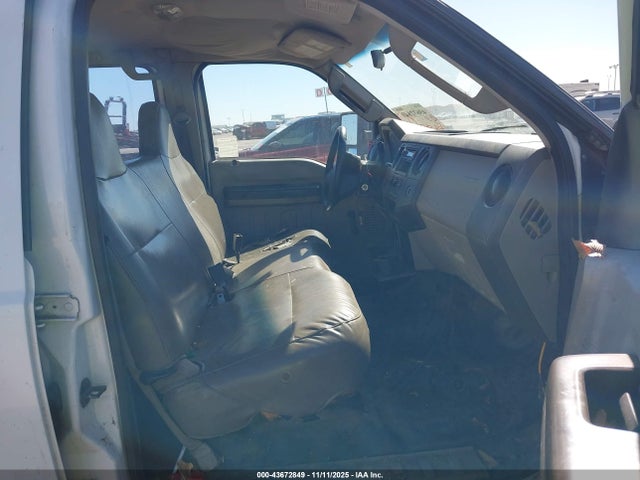 43672849 :رقم المزاد ، 1FTWW30R18EE42552 vin ، 2008 Ford F-350 King Ranch/lariat/xl/xlt مزاد بيع