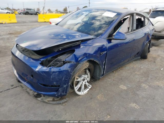 2020 TESLA MODEL Y 5YJYGDEE3LF023076 Photo 1
