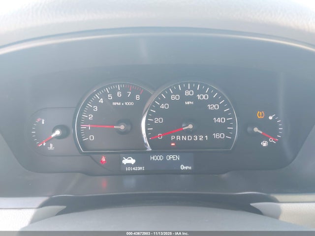 43672983 :رقم المزاد ، 1G6KD57Y48U133521 vin ، 2008 Cadillac Dts 1sd مزاد بيع