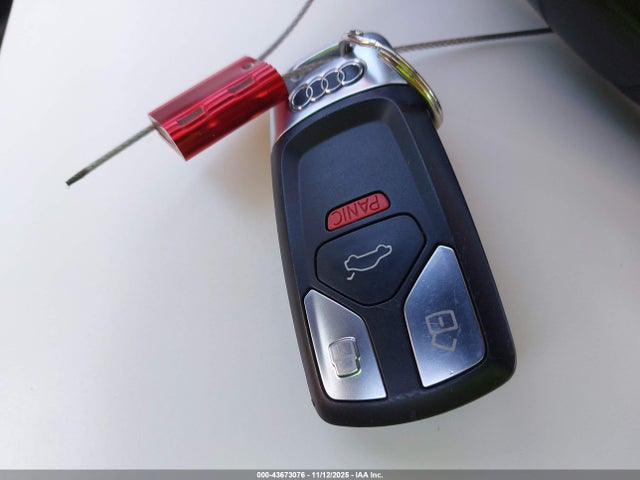 2017 AUDI A4 WAUGNAF40HN027162 Photo 10