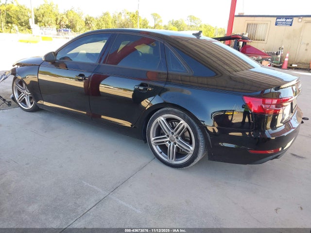 2017 AUDI A4 WAUGNAF40HN027162 Photo 2