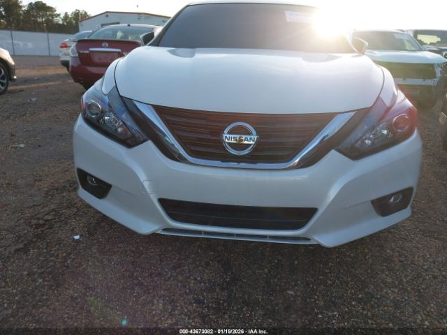 2017 NISSAN ALTIMA 1N4AL3AP7HC131547 Photo 5