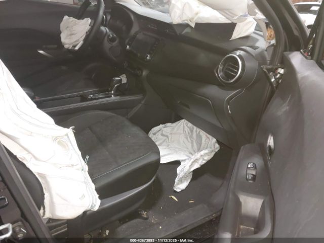 2021 NISSAN KICKS 3N1CP5CV4ML541643 Photo 4