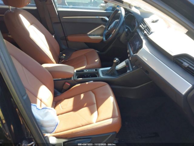 2020 AUDI Q3 WA1DECF32L1110062 Photo 4