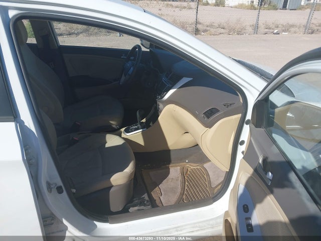 2013 HYUNDAI ACCENT KMHCT4AE9DU480880 Photo 4