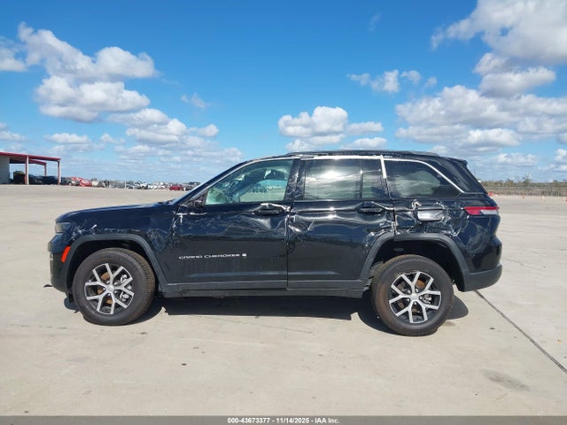 Продажа на аукционе авто 2024 Jeep Grand Cherokee Limited 4x2, vin: 1C4RJGBG3RC158318, номер лота: 43673377