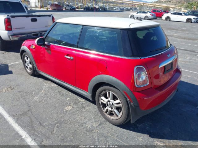 2013 MINI HARDTOP WMWSU3C58DT546830 Photo 2