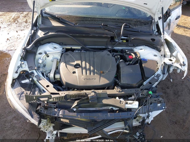 2025 VOLVO XC60 YV4M12RC1S1056501 Photo 9