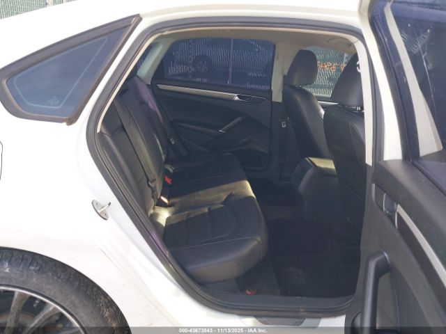 2018 VOLKSWAGEN PASSAT 1VWAA7A32JC026213 Photo 7