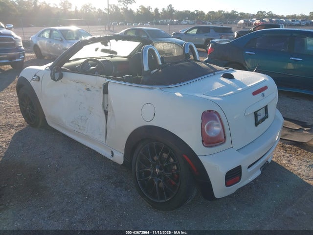 2014 MINI ROADSTER WMWSY9C57ET432679 Photo 2