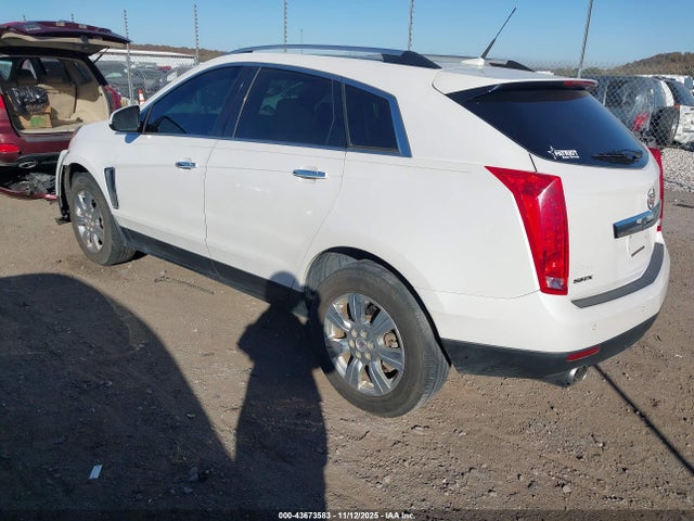 2014 CADILLAC SRX 3GYFNBE3XES645159 Photo 2
