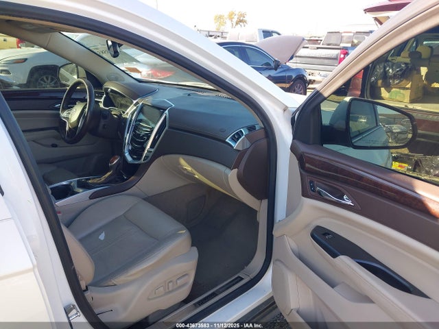 2014 CADILLAC SRX 3GYFNBE3XES645159 Photo 4