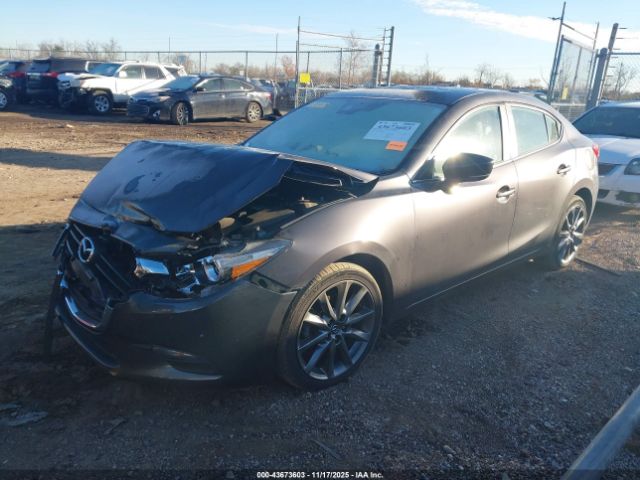 2018 MAZDA MAZDA3 3MZBN1V31JM185917 Photo 1