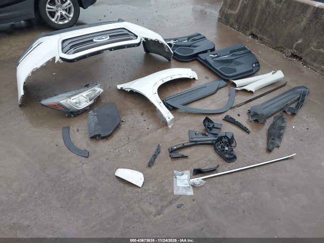 43673635 :رقم المزاد ، 4S4WMAHD8L3403511 vin ، 2020 Subaru Ascent Premium مزاد بيع