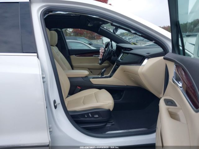 2019 CADILLAC XT5 1GYKNDRSXKZ289001 Photo 4