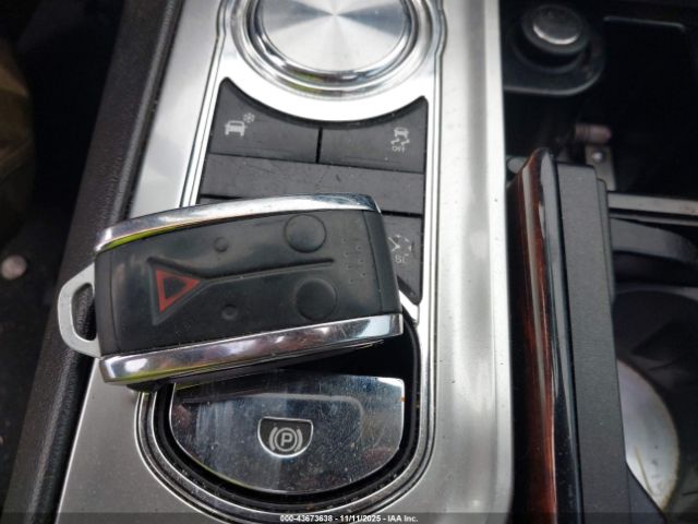 2012 JAGUAR XF SAJWA0HB6CLS23242 Photo 10