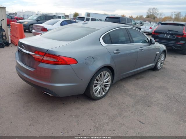 2012 JAGUAR XF SAJWA0HB6CLS23242 Photo 3