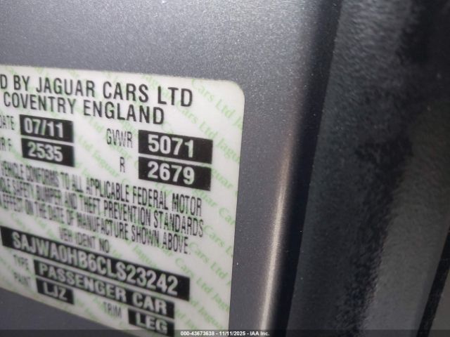 2012 JAGUAR XF SAJWA0HB6CLS23242 Photo 8