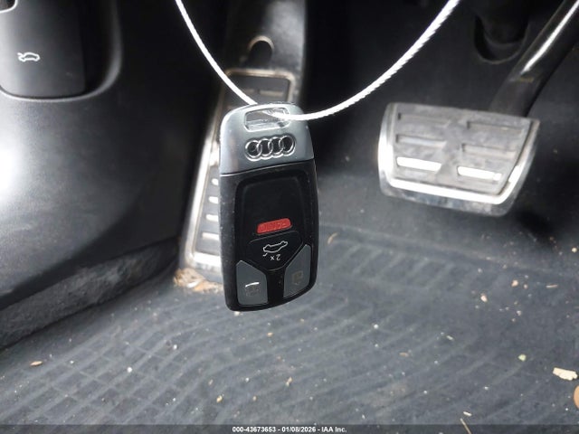 2019 AUDI A4 WAUGMAF46KN022235 Photo 10