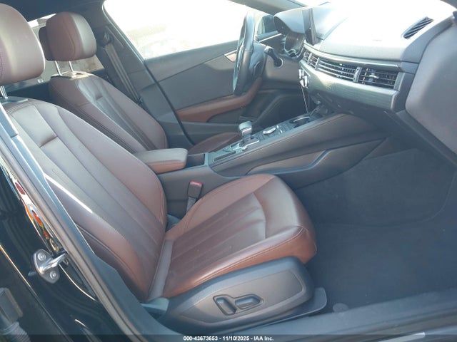 2019 AUDI A4 WAUGMAF46KN022235 Photo 4