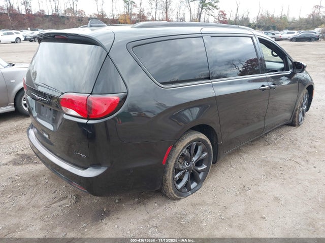 43673698 :رقم المزاد ، 2C4RC1GG2LR139502 vin ، 2020 Chrysler Pacifica Red S Edition مزاد بيع