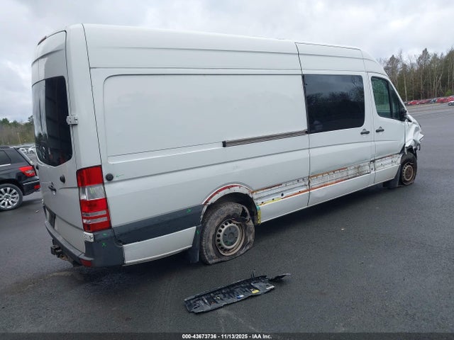 2017 MERCEDES-BENZ SPRINTER 2500 WD4PE8CD8HP550312 Photo 3