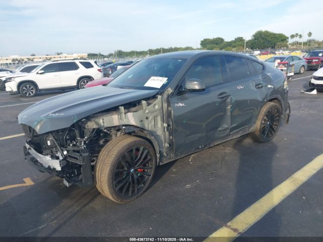 2021 BMW X6 5UXCY8C09M9G82198 Photo 1