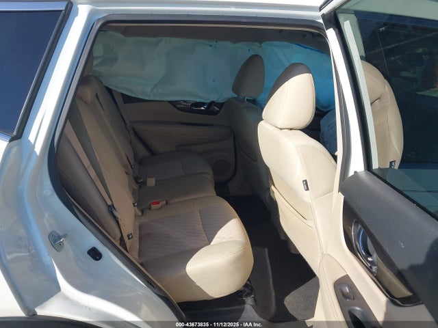 Продаж на аукціоні авто 2018 Nissan Rogue Sv, vin: 5N1AT2MV0JC774242, номер лоту: 43673835