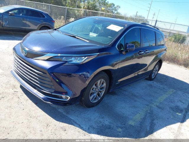 2021 TOYOTA SIENNA 5TDYRKEC3MS029177 Photo 1
