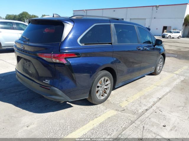 2021 TOYOTA SIENNA 5TDYRKEC3MS029177 Photo 3