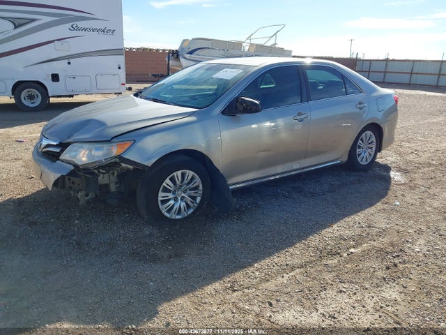 Toyota CAMRY LE 2014 4T4BF1FKXER380942 Image 2